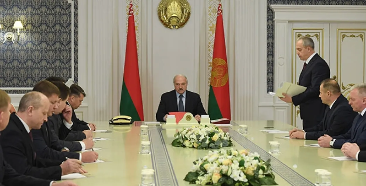 Лукашэнка распавёў, якая самая цікавая пасада ў Беларусі