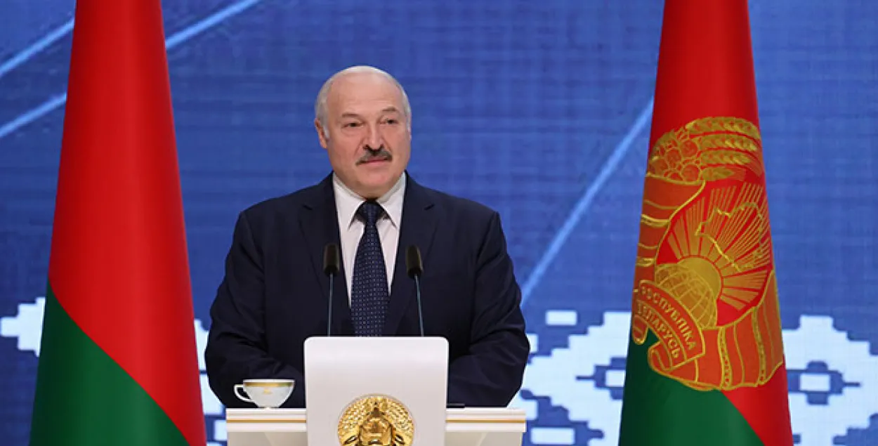 Лукашэнка ў сваёй праграме прапанаваў змяніць Канстытуцыю праз рэферэндум