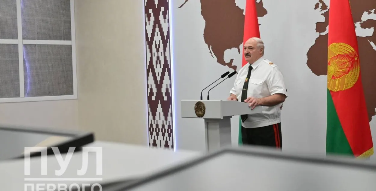 Лукашэнка таемна ўзнагародзіў сілавікоў