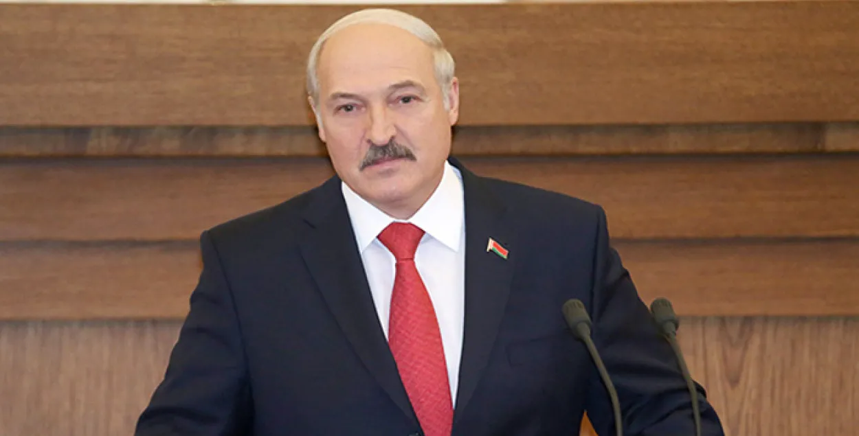 Лукашэнка хоча аптымізаваць вышэйшую адукацыю