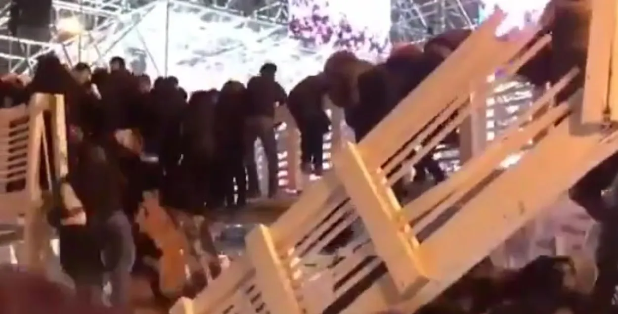 Фото: скриншот с видео с twitter.com.