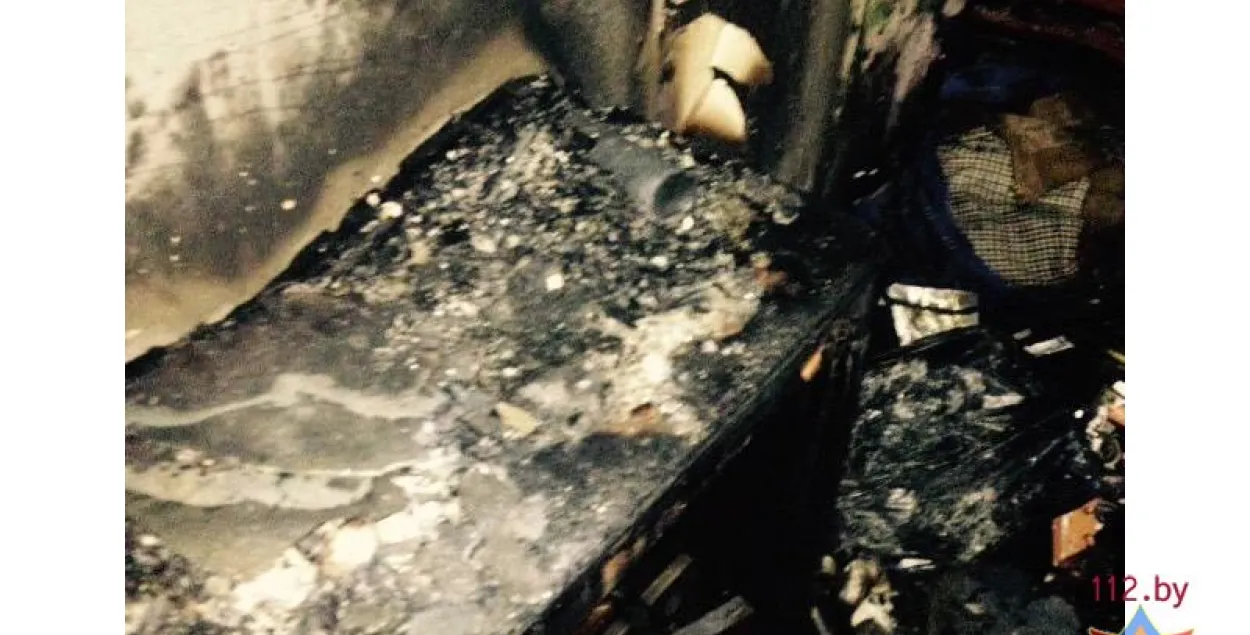 У Мінску ўратавалі 17-гадовую дзяўчыну, якая хавалася ад пажару ў шафе