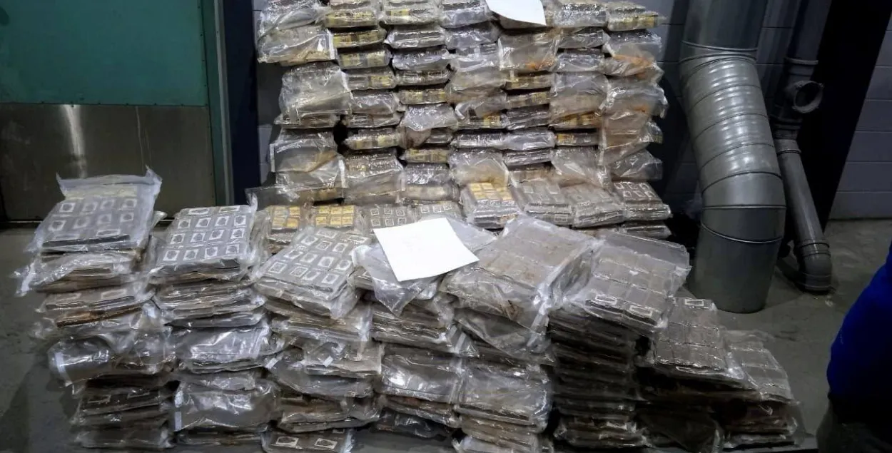 Кантрабандысты везлі амаль 800 кг гашышу / t.me/customs_rf