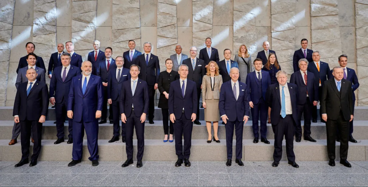 Лідары краін NATO заклікаюць Беларусь спыніць падтрымку расійскай агрэсіі