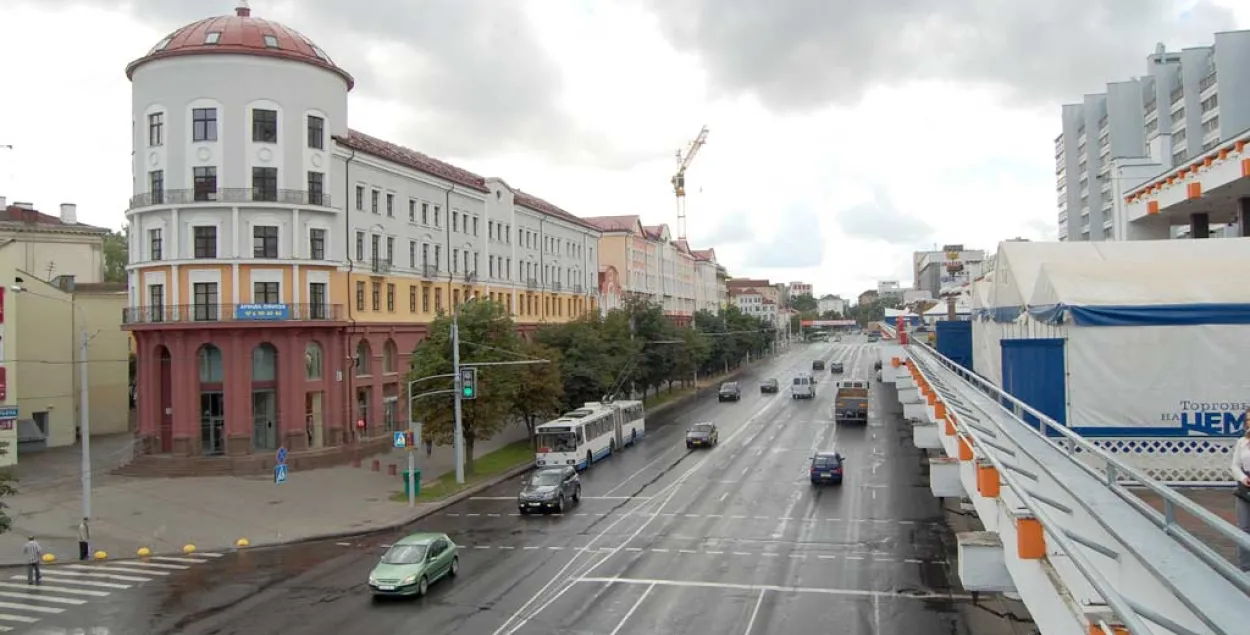 На выхадных змяняюцца маршруты транспарта, які курсуе па вуліцы Няміга ў Мінску