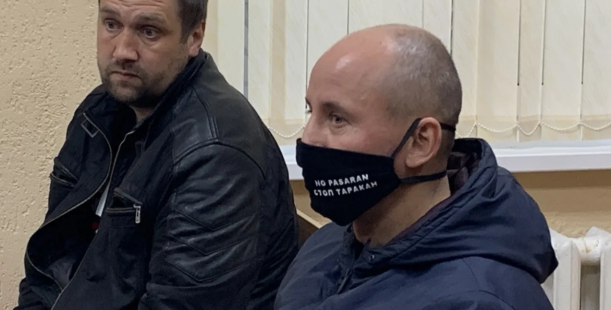 Владимир Неронский (справа) в суде / TUT.by