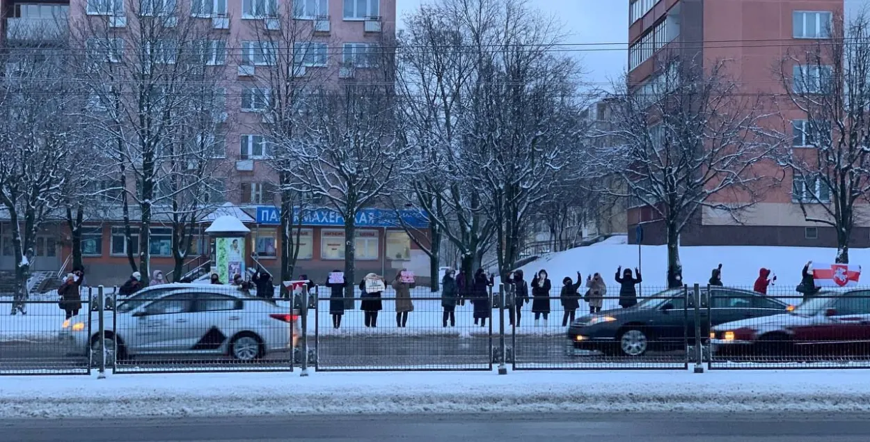 Уличная акция в Минске / @jivaiagazeta