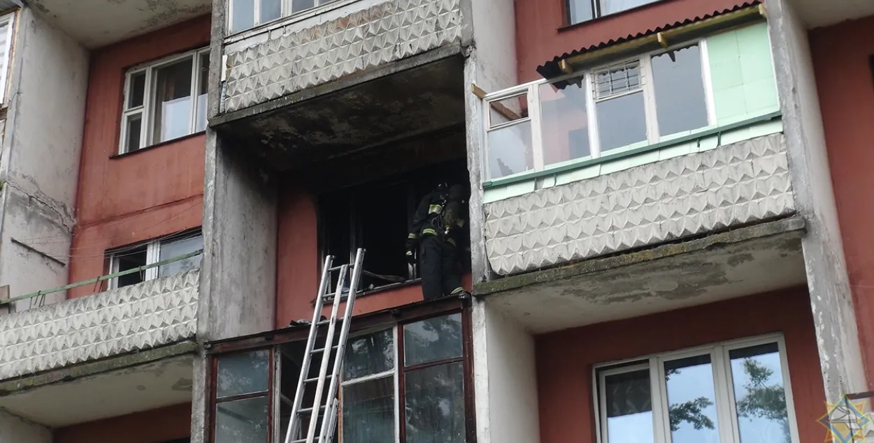 На пажары ў мінскім інтэрнаце выратавалі восем, эвакуявалі 60 чалавек