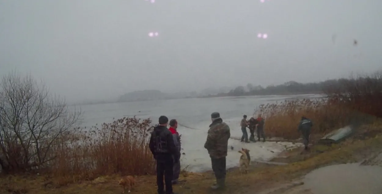 Раніцай на Мінскім моры тануў чалавек (фота)