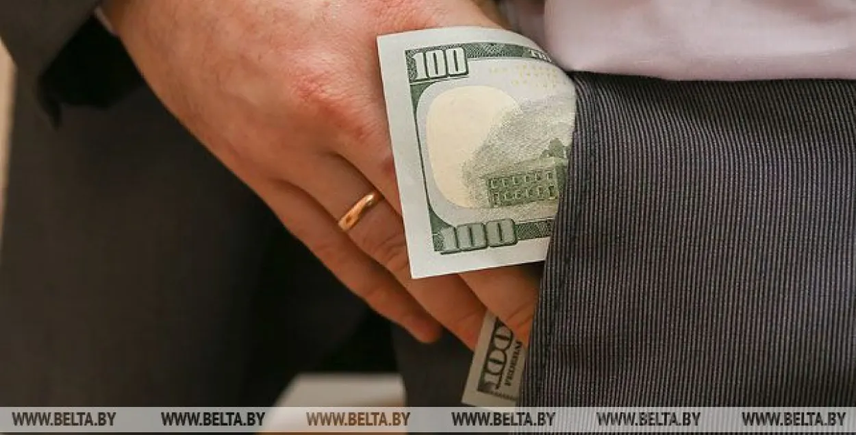 У Магілёве за хабар затрымалі чыноўніка гарвыканкама