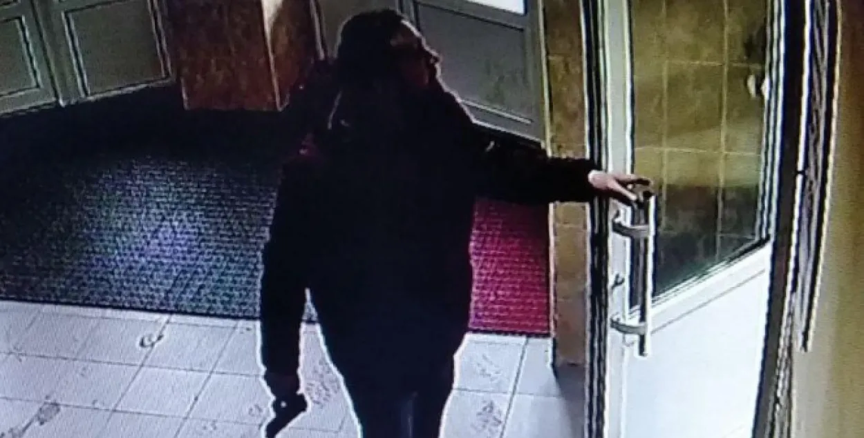 Незадаволены высокімі коштамі на гарэлку беларус дастаў пісталет 