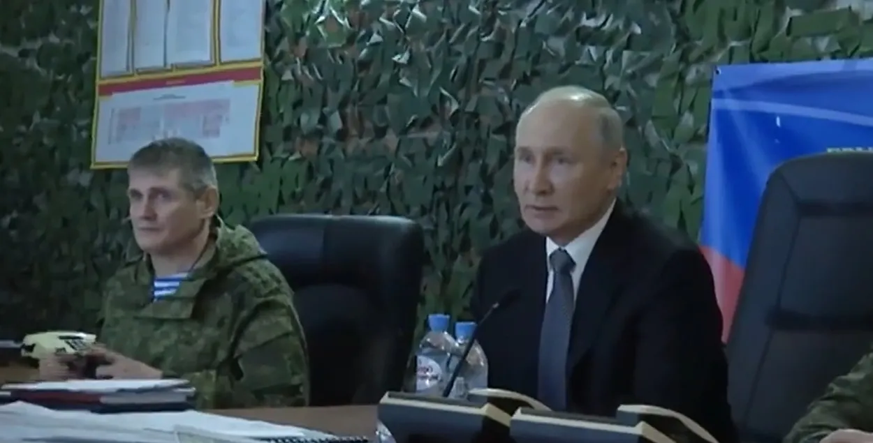 Путин общается с военными&nbsp;группировки войск "Днепр" /&nbsp;rbc.ru
