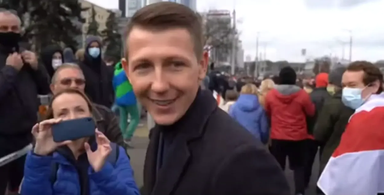 Александр Хоровец во время акции протеста 25 октября 2020 года / Кадр из видео МВД