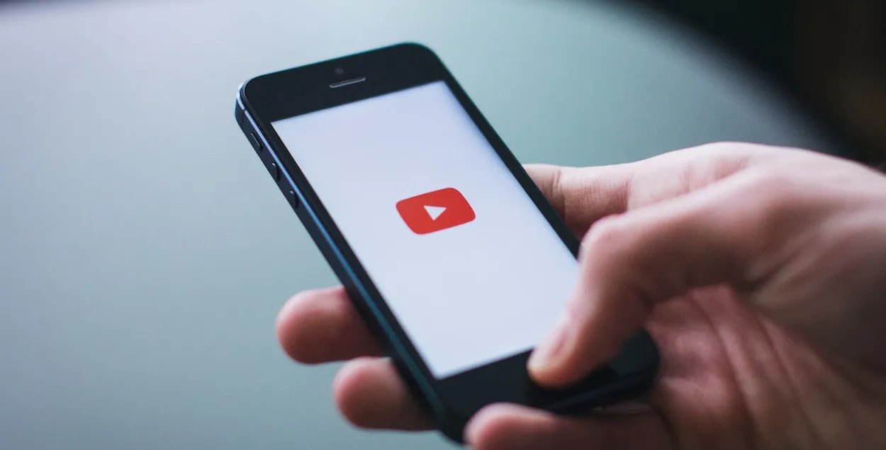 За падпіску на Youtube-канал NEXTA прадпрымальнік трапіў на "суткі" / pexels.com