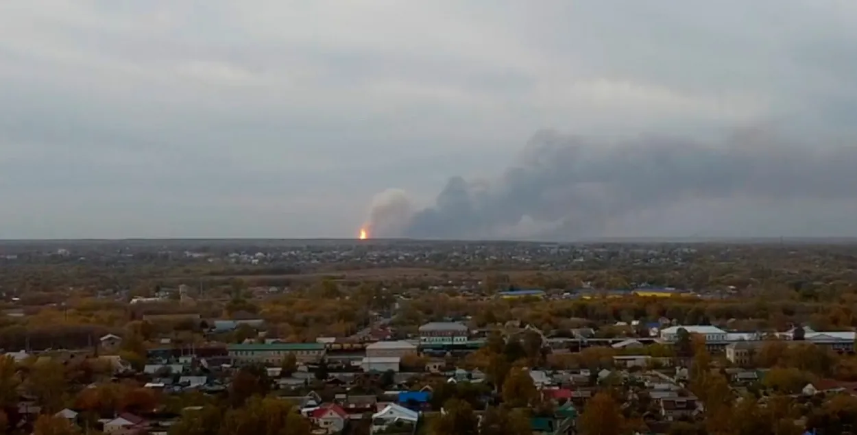 У Расіі ад палу травы загарэўся артылерыйскі склад