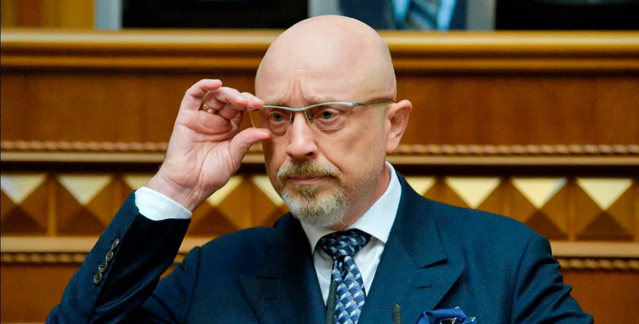 Міністр абароны Украіны: сцэнар РФ па ўварванні — акружыць Украіну войскамі