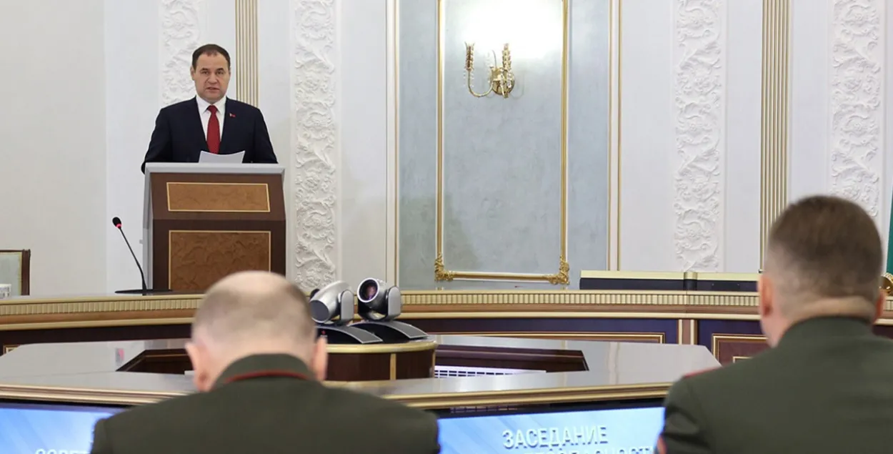 Премьер-министр Роман Головченко выступает на Совбезе РБ, 7 апреля 2022-го / president.gov.by