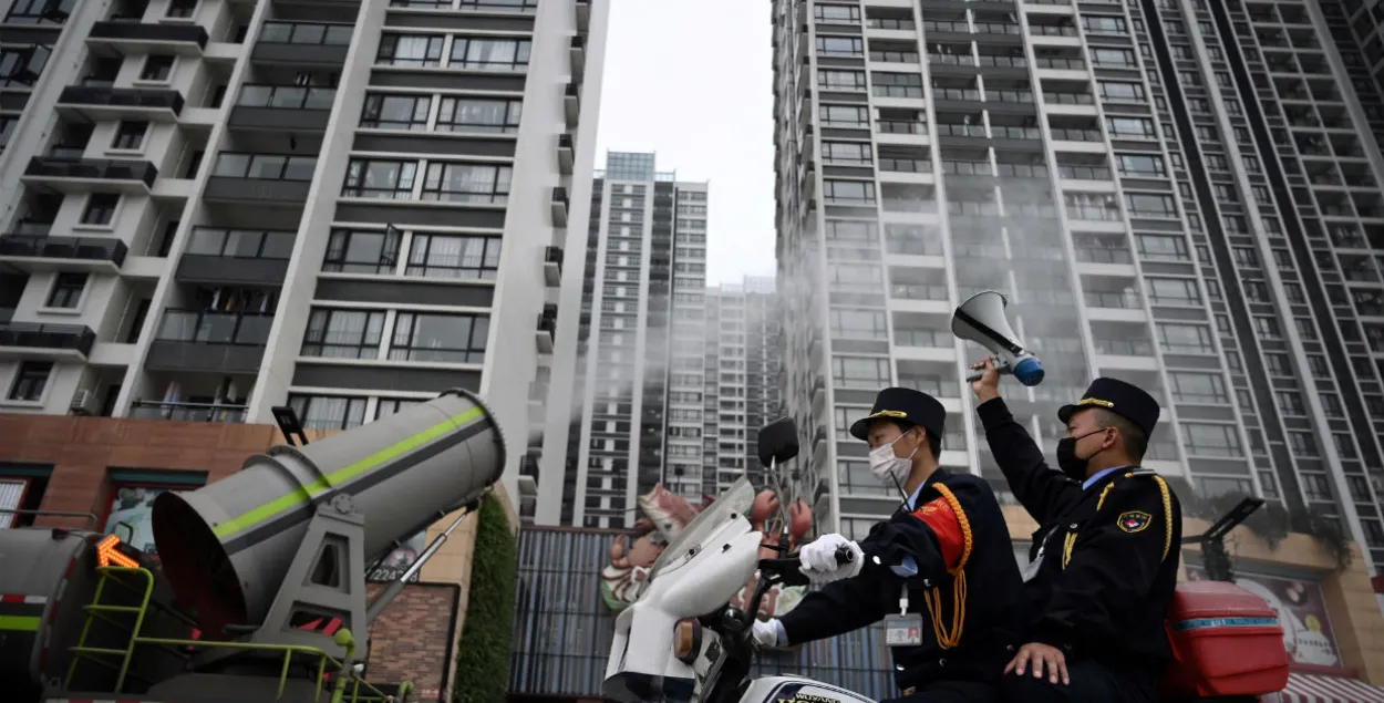 У Кітаі адбыўся рэзкі скачок заражэнняў і смерцяў ад каранавіруса 