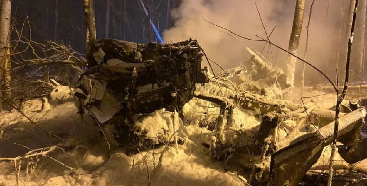 Ан-12 беларускай авіякампаніі "Гродна" разбіўся пад Іркуцкім 3 лістапада / фота прэс-службы Іркуцкай вобласці