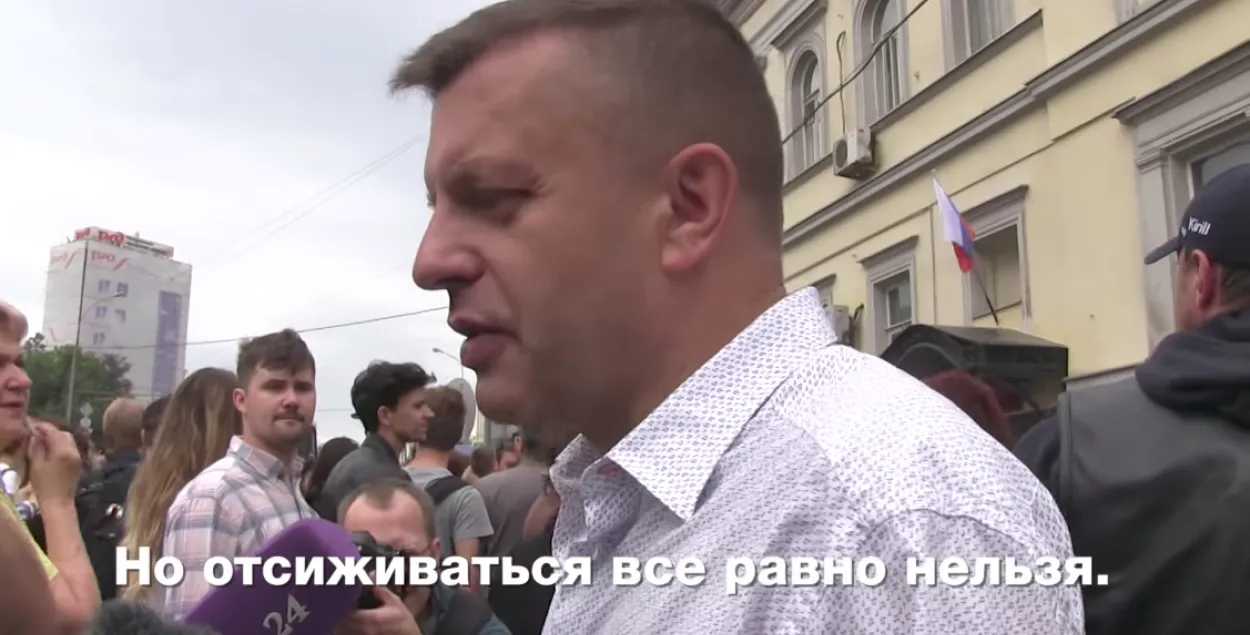 "Что они еще могли ему придумать?" Что говорят об аресте Серебренникова