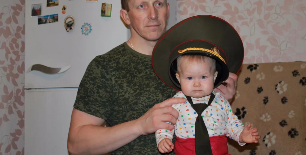 Прапаршчык з Полацка стрэліў сабе ў сэрца. Жонка не верыць у самагубства