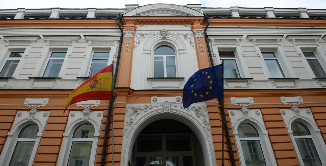Беларусы пакінулі пашпарты ў пасольстве Іспаніі ў РФ у разліку атрымаць візы / РИА Новости