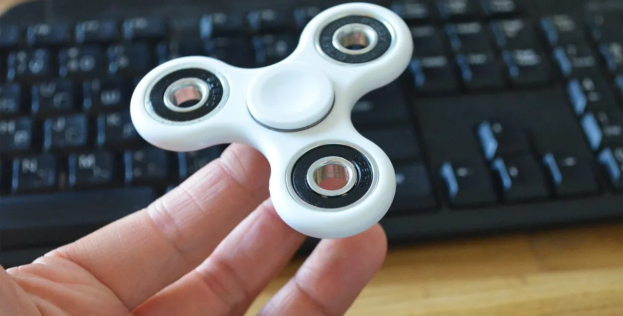 Еўракамісія ўнесла спінеры ў спіс небяспечных для здароўя тавараў