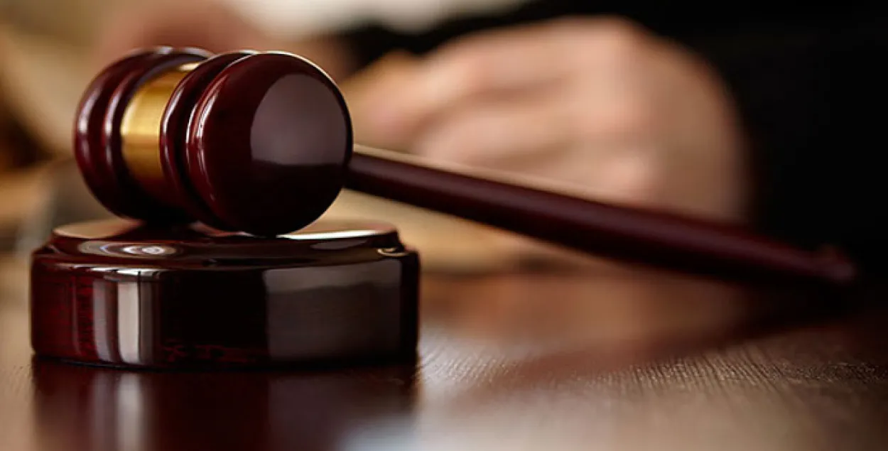 У Мінску дырэктара дзвюх фірм асудзілі за махлярства на 11 гадоў