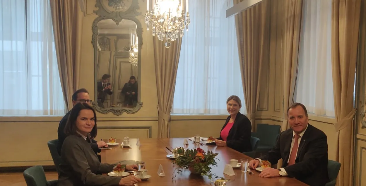 Ціханоўская расказала прэм'еру Швецыі пра знішчэнне мемарыяла Рамана Бандарэнкі