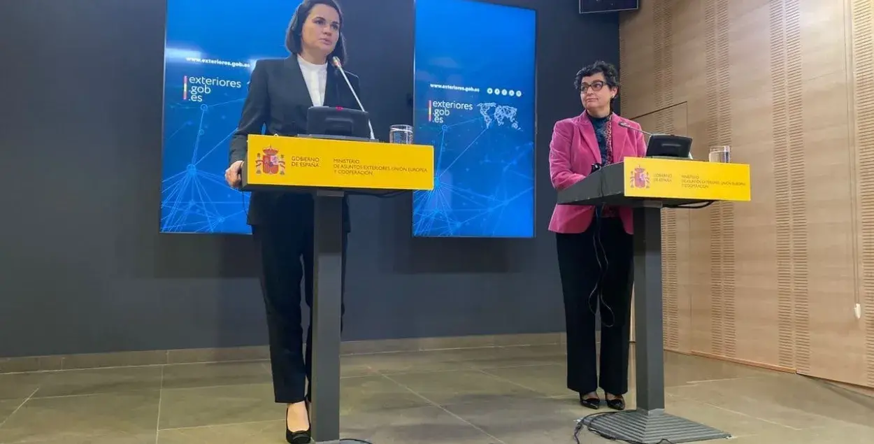 Святлана Ціханоўская і кіраўнік МЗС Іспаніі Аранча Гансалес Лайя/ @tsikhanouskaya