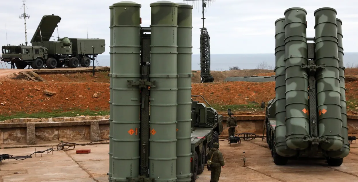 Российские ракетные комплексы С-400 / иллюстративное фото ТАСС
