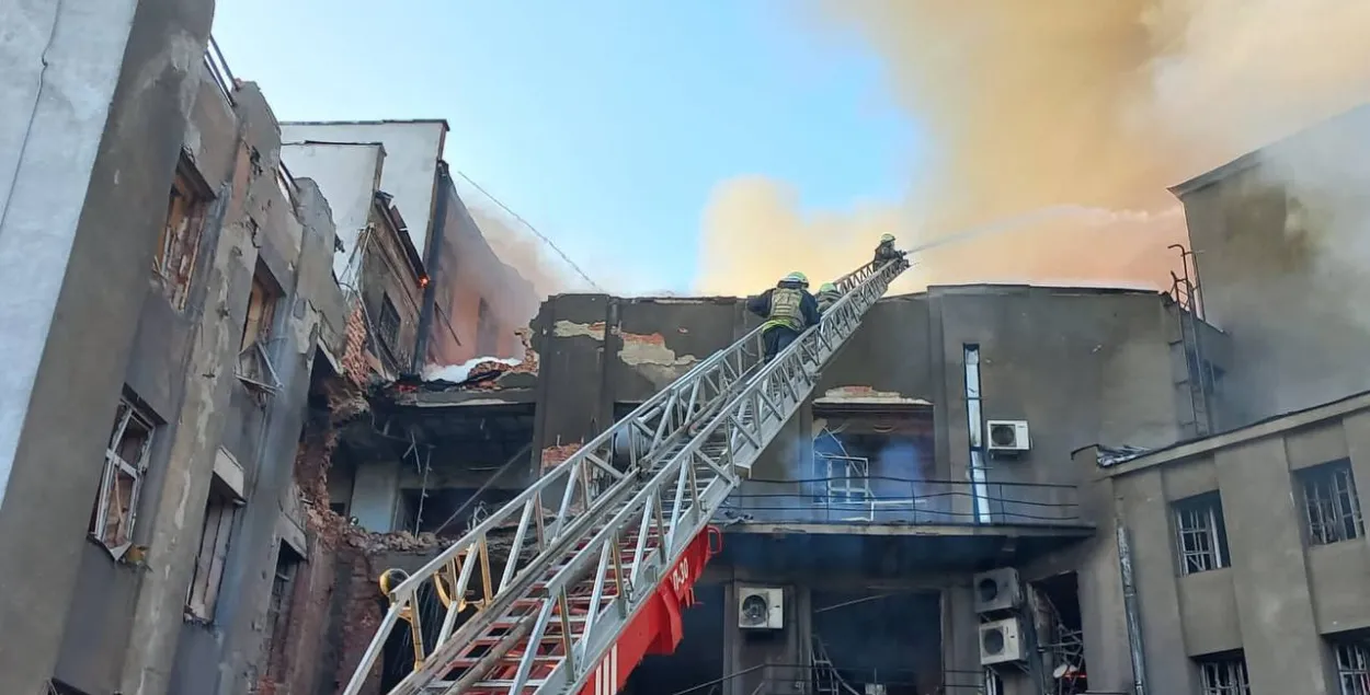 Россияне снова обстреляли центр Харькова — известно о пяти погибших