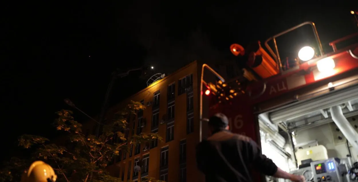 У Кіеве абломкі пашкодзілі дах жылога дома / ілюстрацыйнае фота&nbsp;@dsns_telegram
