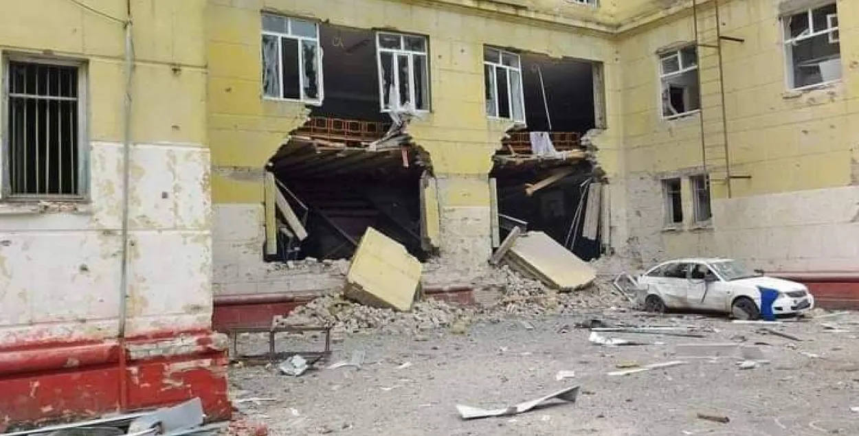 Половина Северодонецка захвачена российскими войсками, бои идут в центре 