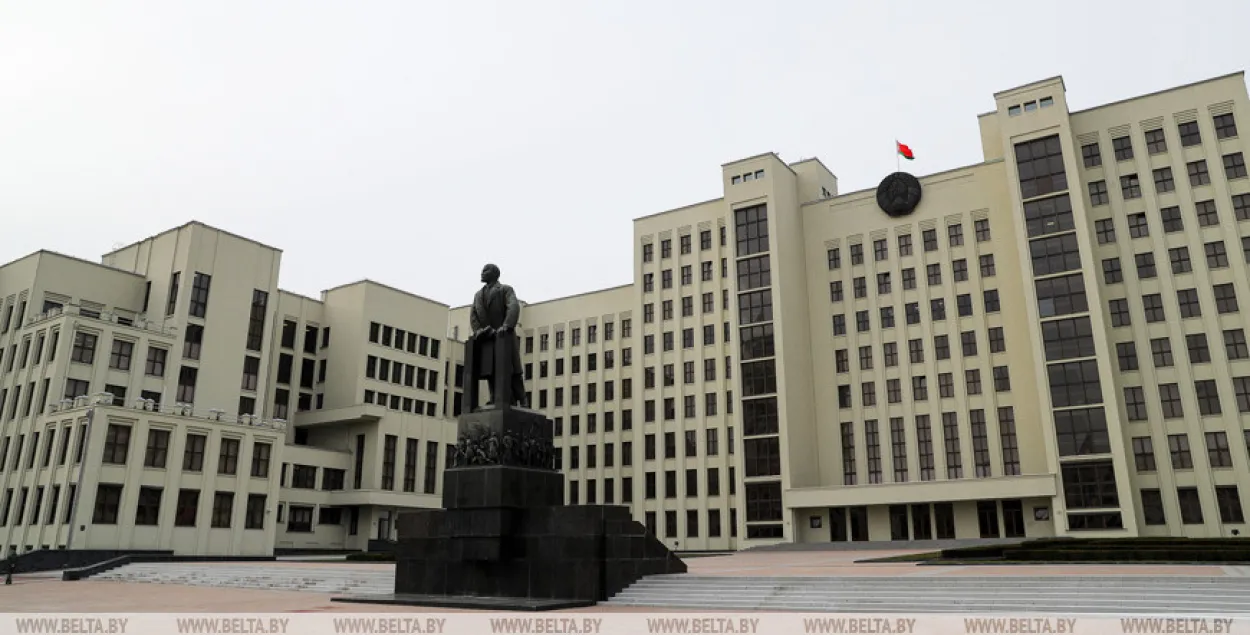 Урад забараніў павышаць кошты на тавары і паслугі больш чым на 0,5% за месяц