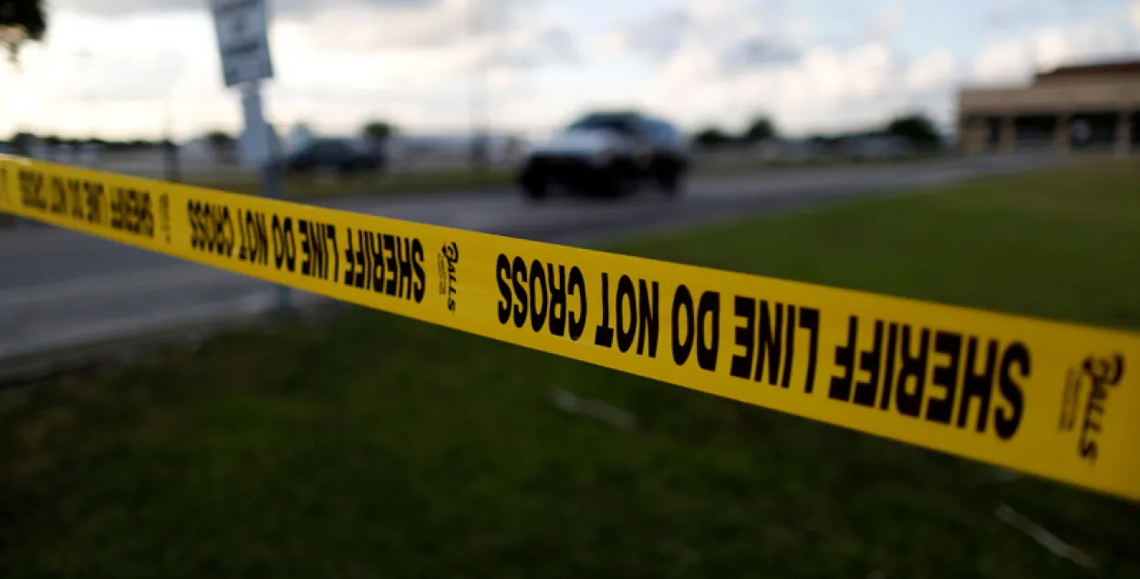 У ЗША мужчына заляцеў у дом на самалёце пасля сваркі з жонкай (відэа)