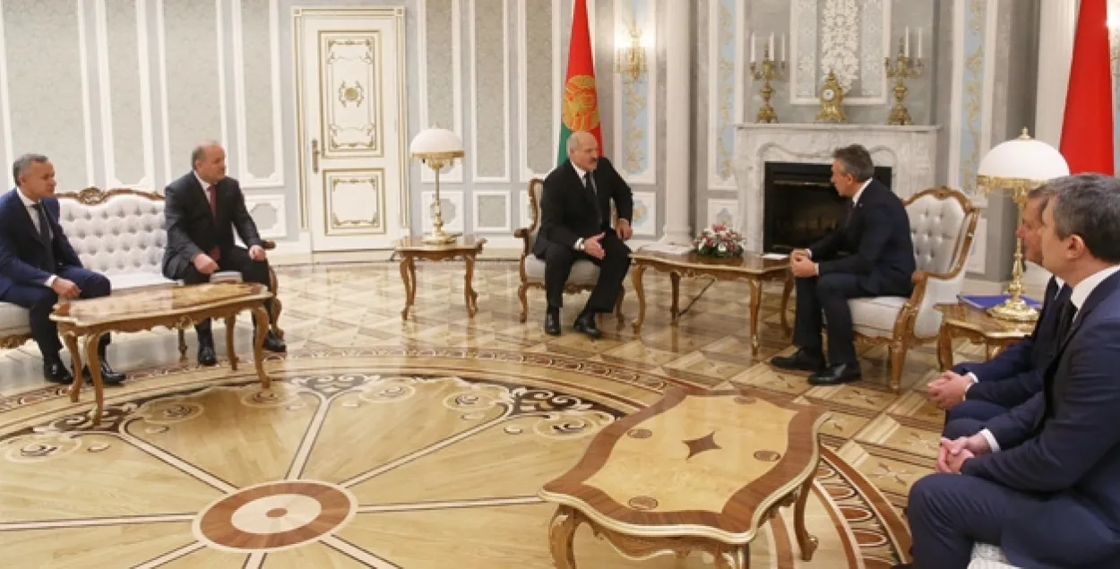 Беларусь хоча, каб Знешэканамбанк дадаткова прафінансаваў будаўніцтва АЭС