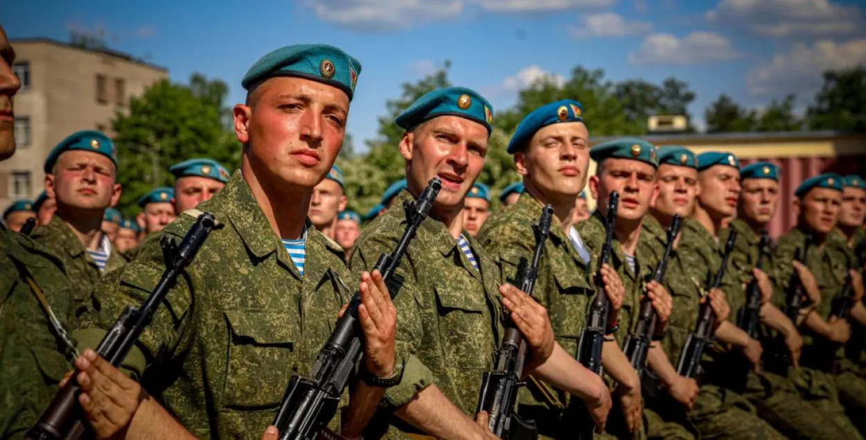 Служба ў беларускім войску будзе ўключаная ў страхавы працоўны стаж