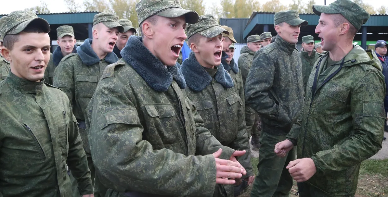 На Віцебшчыне з вайсковай часці ўцёк салдат без зброі