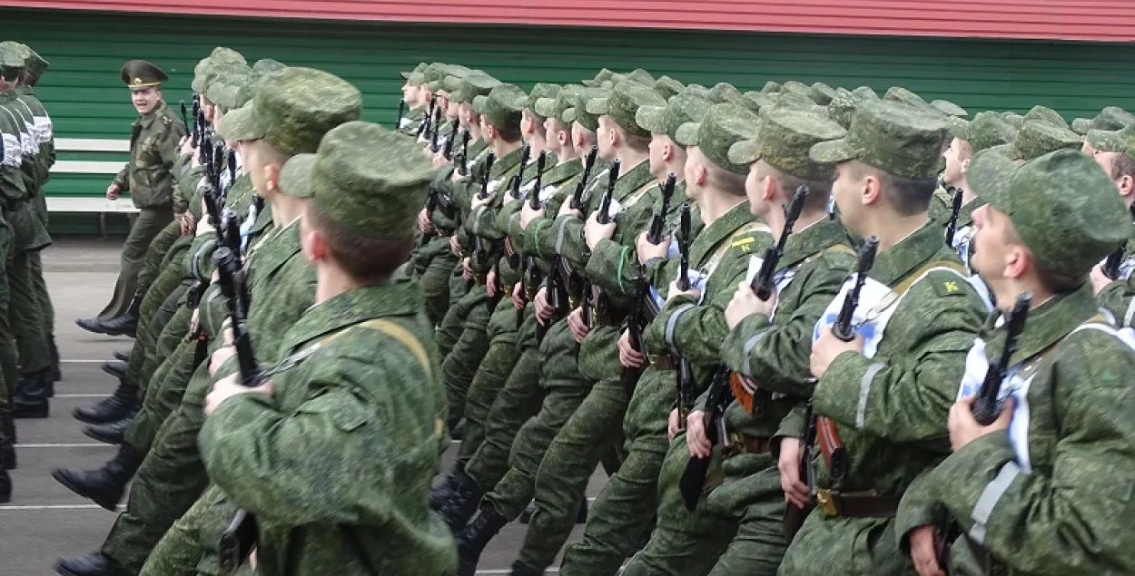 Салдат з баранавіцкай часткі нечакана страціў прытомнасць і трапіў у кому