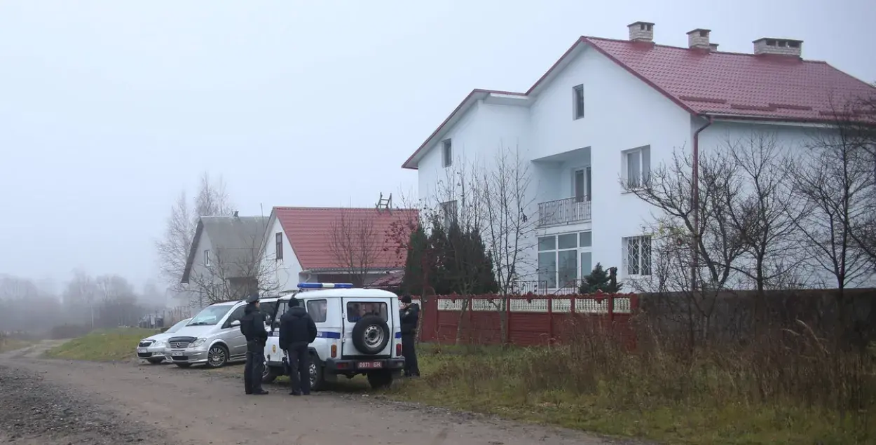 Уначы ў Баранавічах невядомыя ў масках напалі на жанчыну-прадпрымальніцу