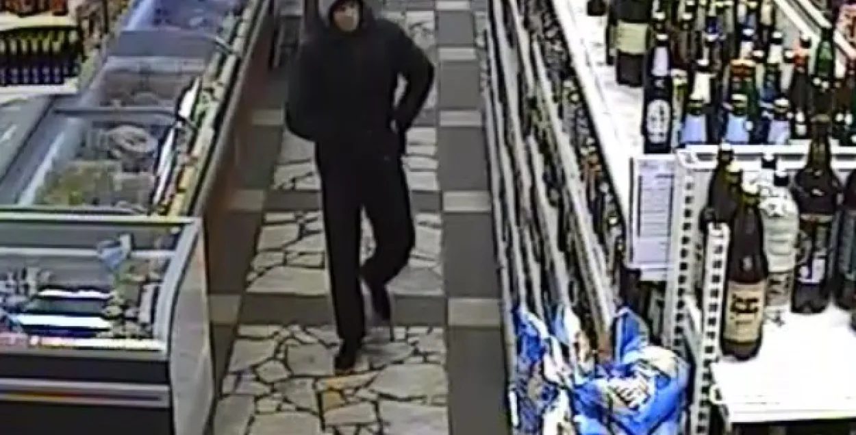 У Мінску абрабавалі абменнік, пагражаючы выбухоўкай