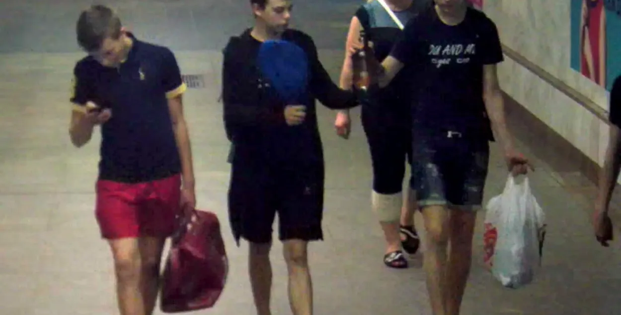 У Мінску затрымалі школьнікаў, якія збілі ў тралейбусе мужчыну сталага веку