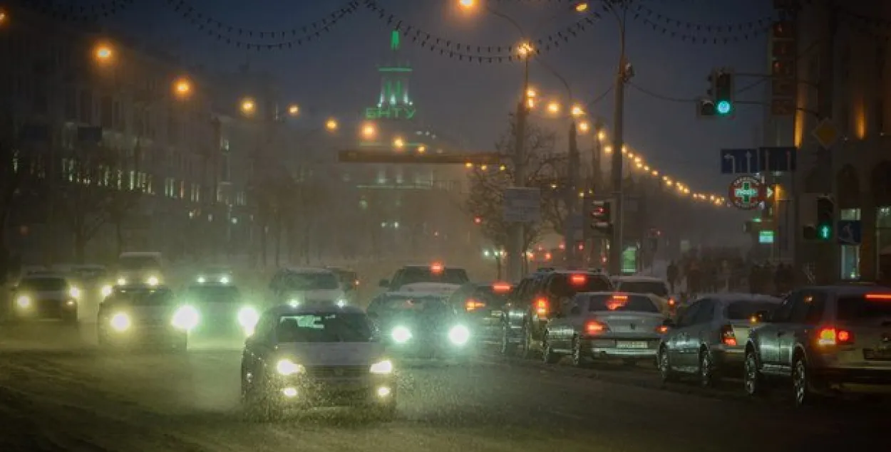 Ад цыклона “Зісі” рэзка павялічылася колькасць аўтааварыяў у Мінску