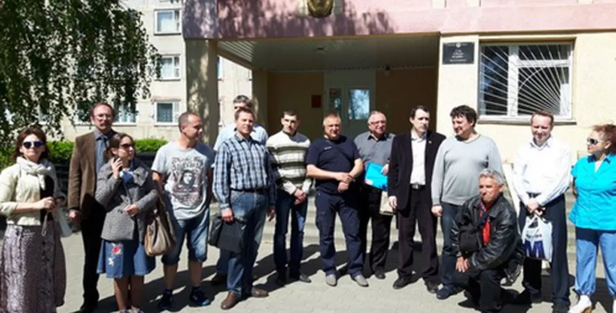 За мітынг салідарнасці з ІП актывістаў аштрафавалі