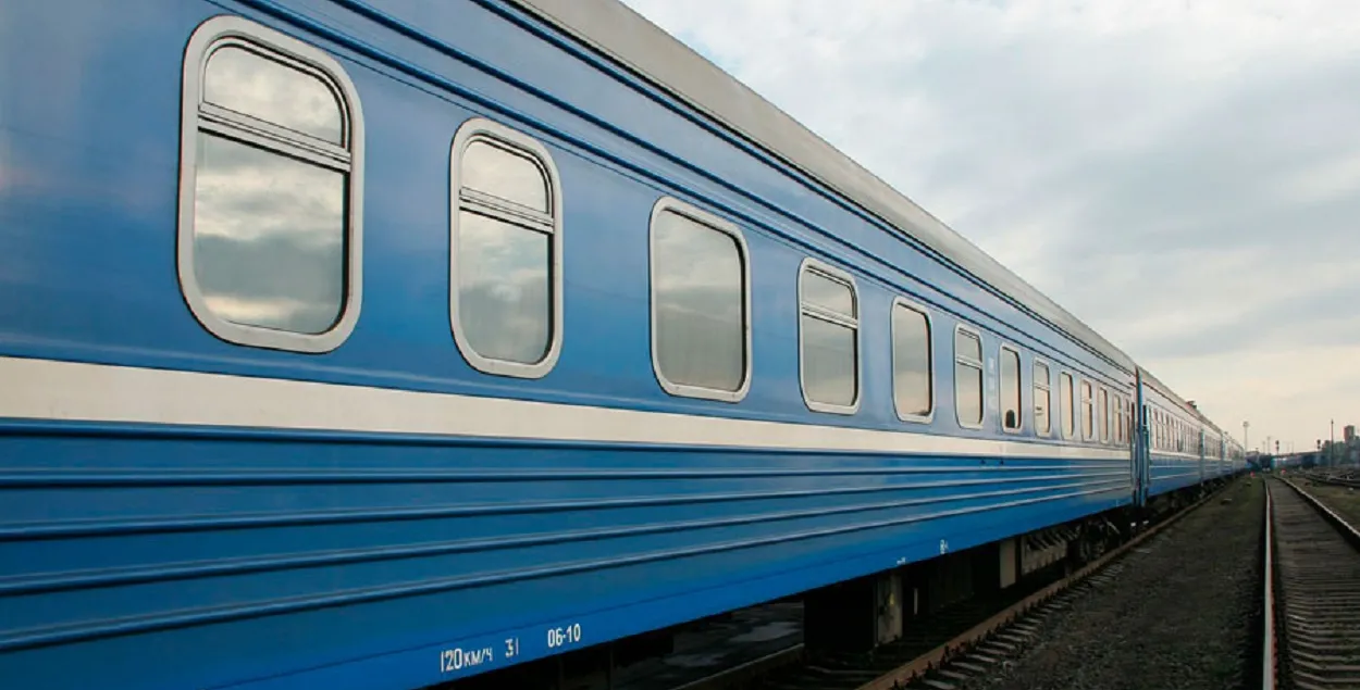 Трактор столкнулся с поездом в Бресткой области