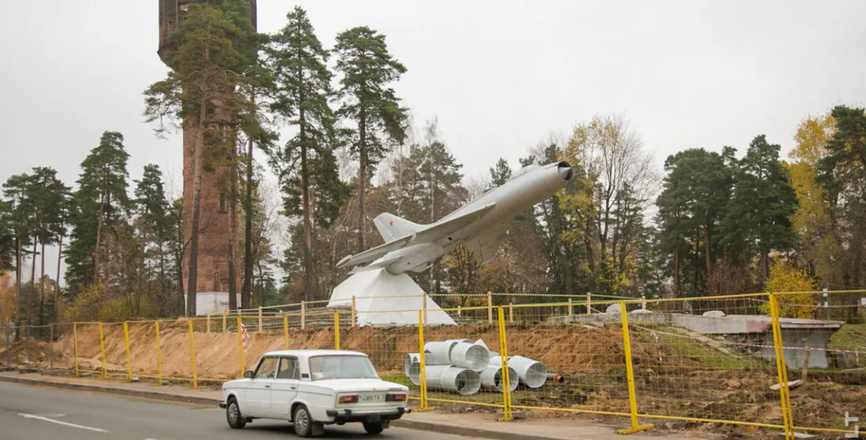Памятник в Степянке 