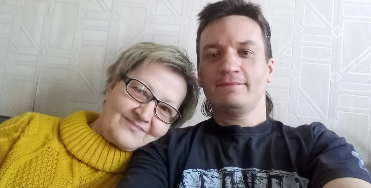 Илья Миронов с матерью Валентиной Мироновой 
