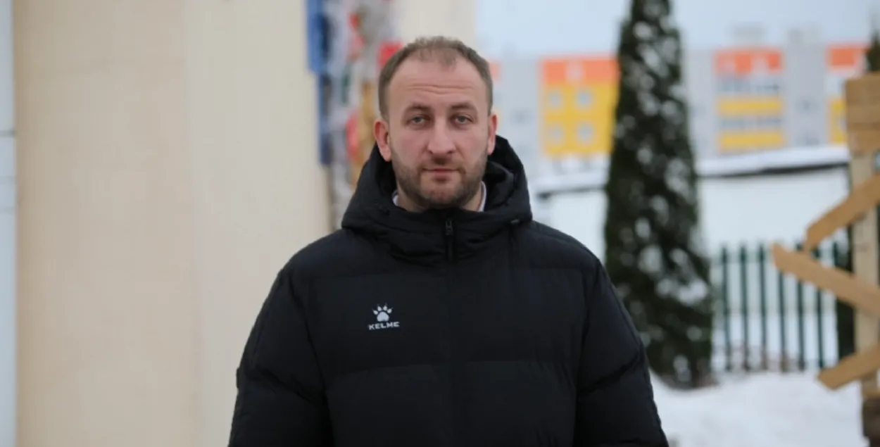 Дзяніс Лобан