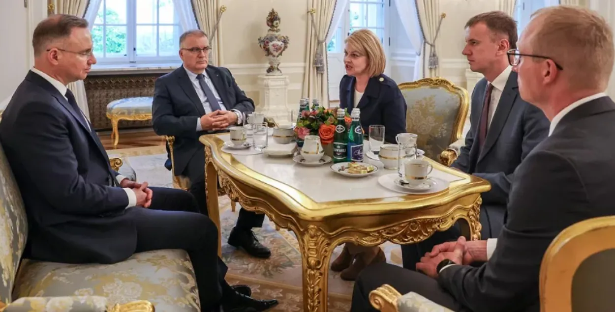 Прэзідэнт Польшчы Анджэй Дуда і кіраўніца Саюза палякаў Беларусі Анжаліка Борыс